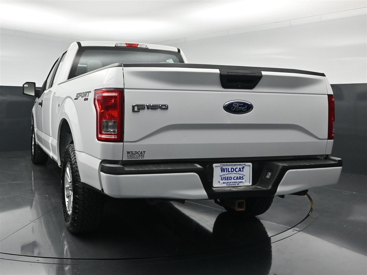 Ford F-150 XL SuperCab 8-ft. Bed 4WD 2017