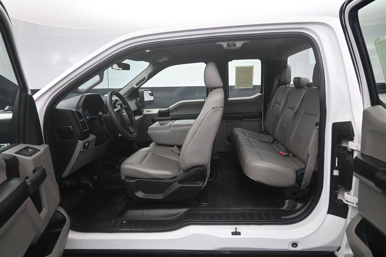 Ford F-150 XL SuperCab 8-ft. Bed 4WD 2017