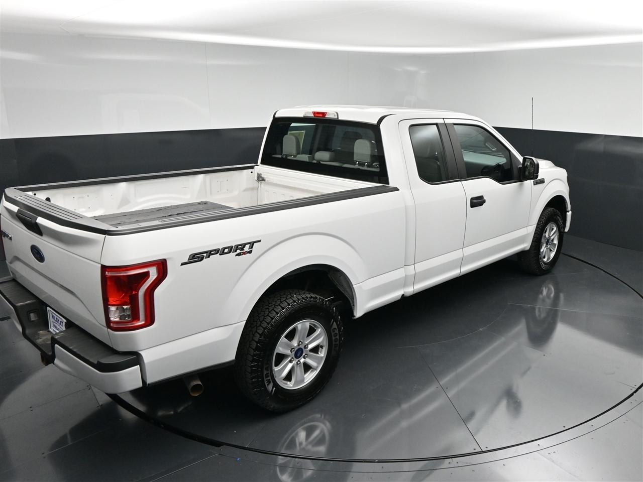 Ford F-150 XL SuperCab 8-ft. Bed 4WD 2017