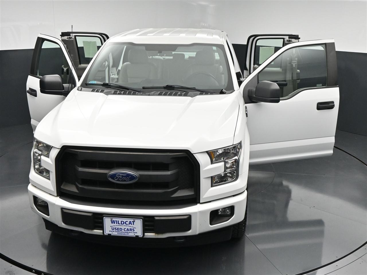 Ford F-150 XL SuperCab 8-ft. Bed 4WD 2017