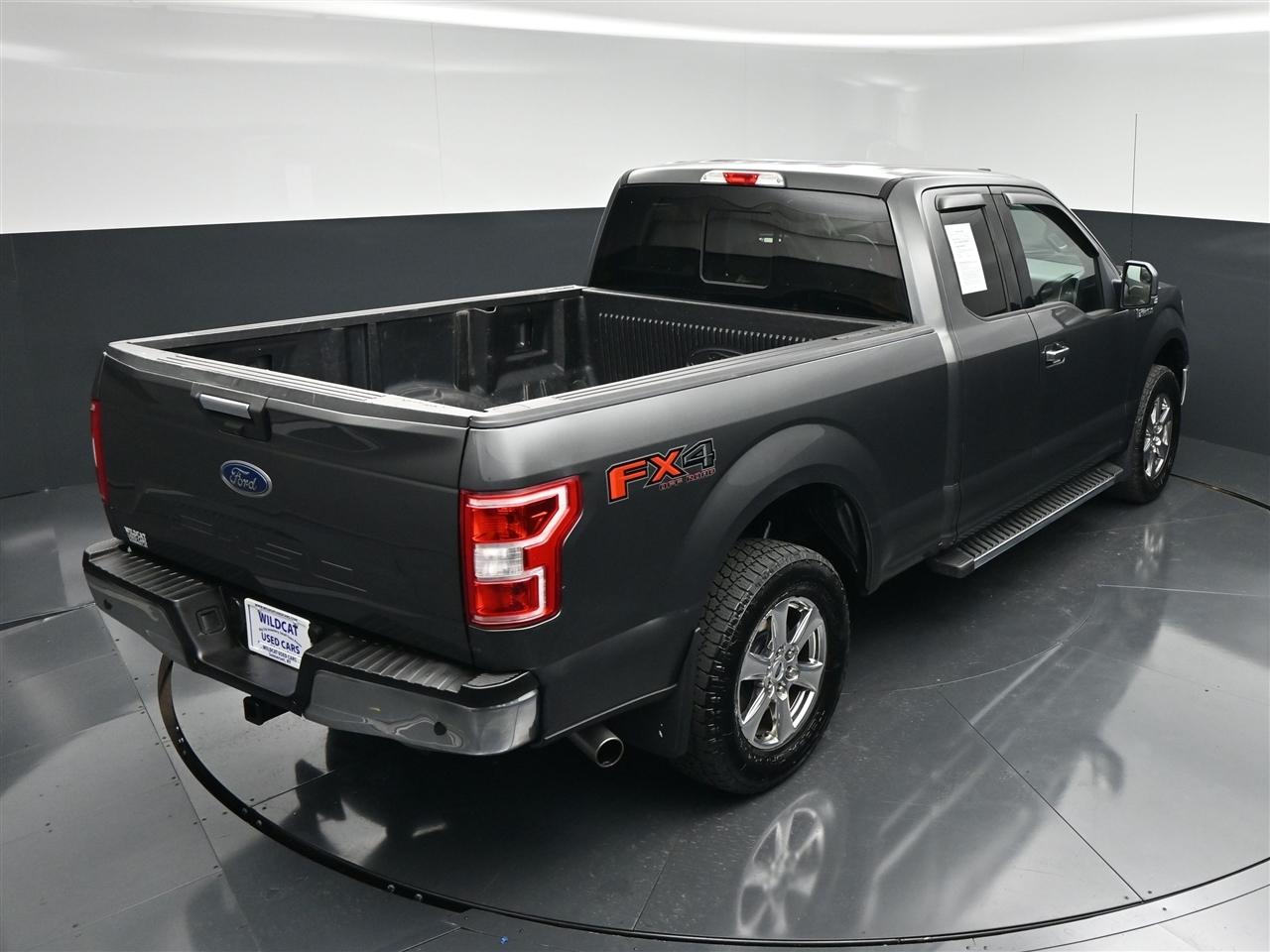 Ford F-150 XLT SuperCab 8-ft. Bed 4WD 2018
