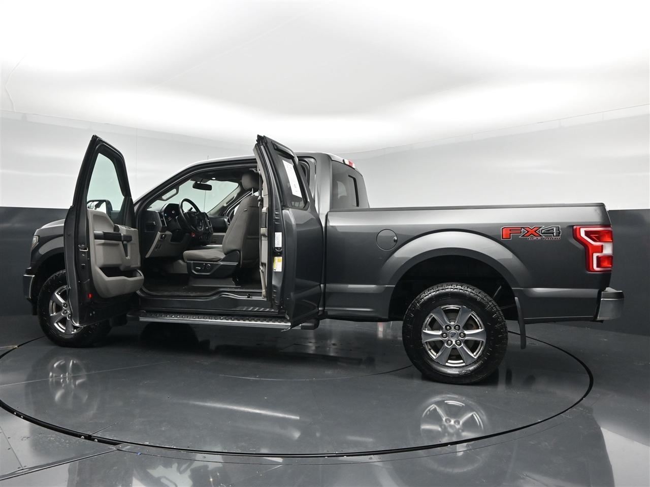 Ford F-150 XLT SuperCab 8-ft. Bed 4WD 2018