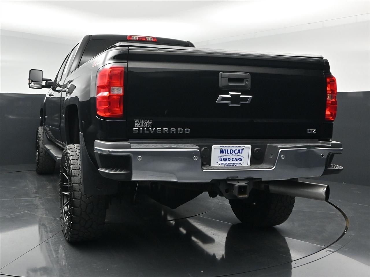 Chevrolet Silverado 2500HD LTZ Crew Cab 4WD 2015