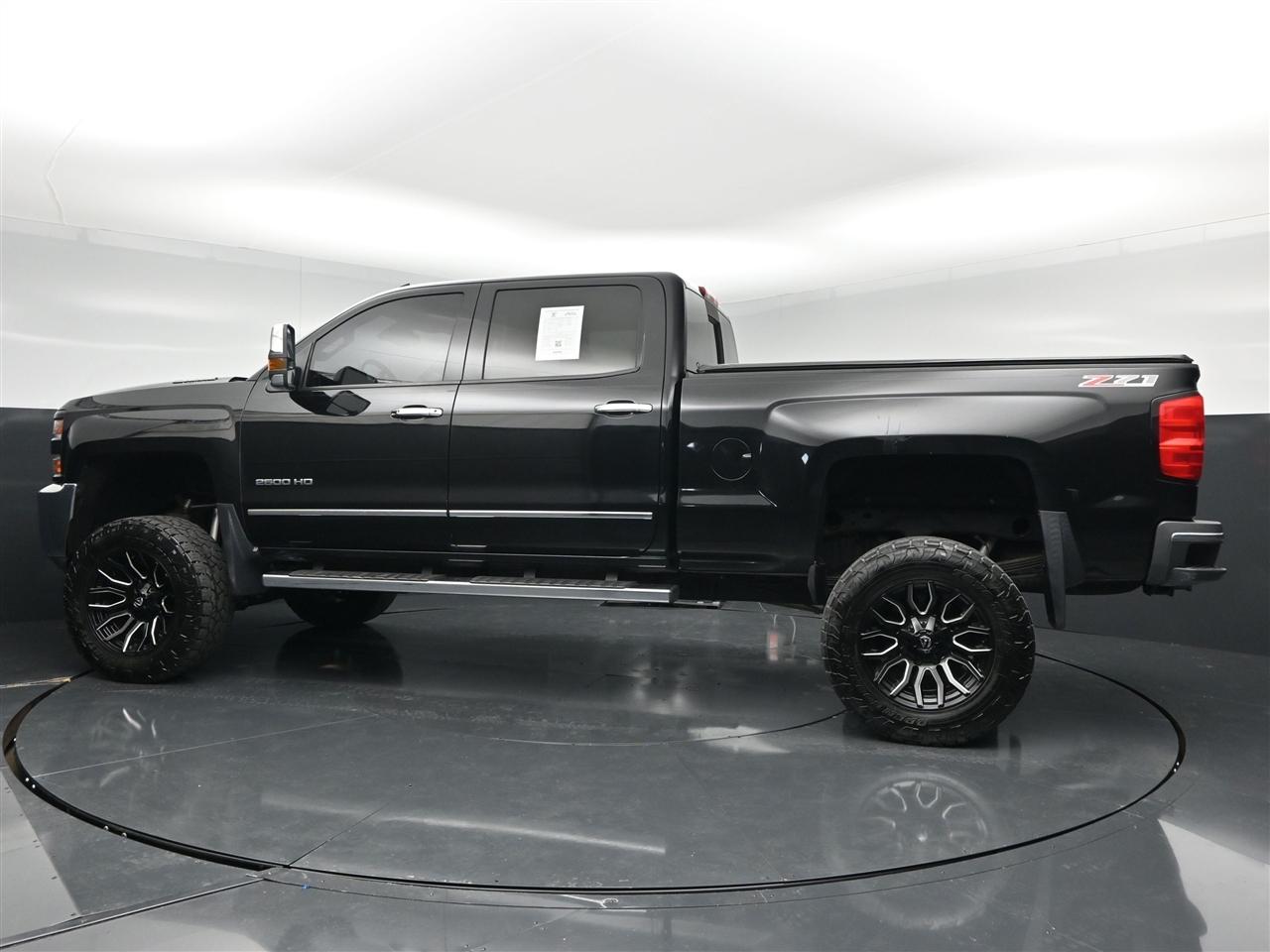 Chevrolet Silverado 2500HD LTZ Crew Cab 4WD 2015