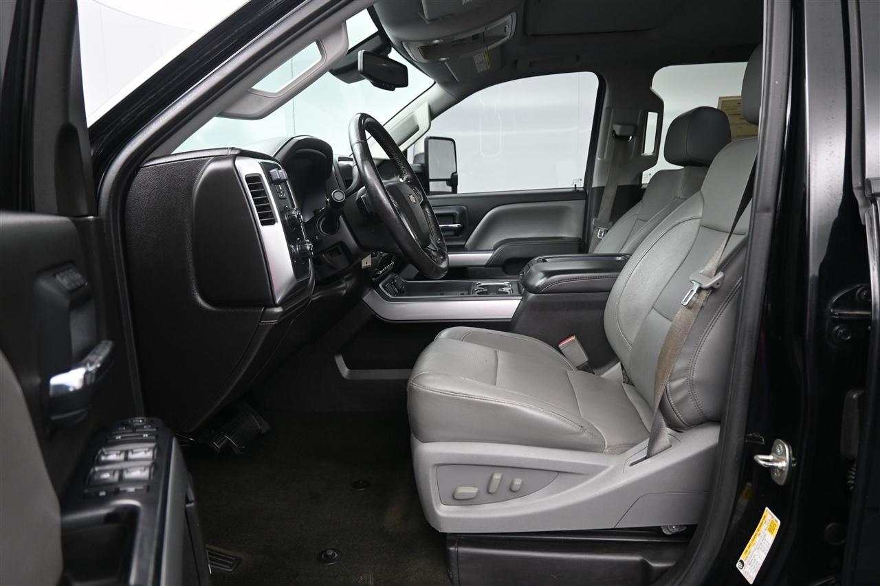 Chevrolet Silverado 2500HD LTZ Crew Cab 4WD 2015