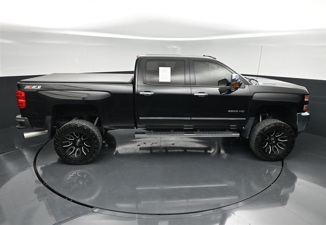 Chevrolet Silverado 2500HD LTZ Crew Cab 4WD 2015