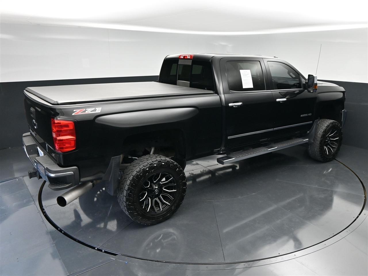Chevrolet Silverado 2500HD LTZ Crew Cab 4WD 2015
