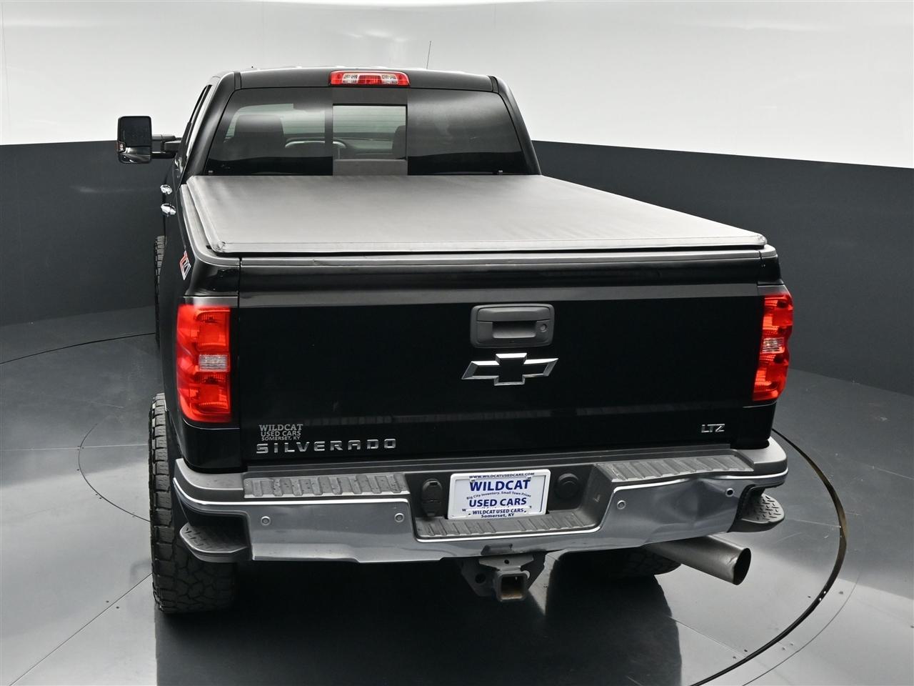 Chevrolet Silverado 2500HD LTZ Crew Cab 4WD 2015