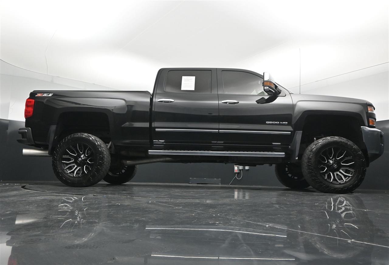 Chevrolet Silverado 2500HD LTZ Crew Cab 4WD 2015