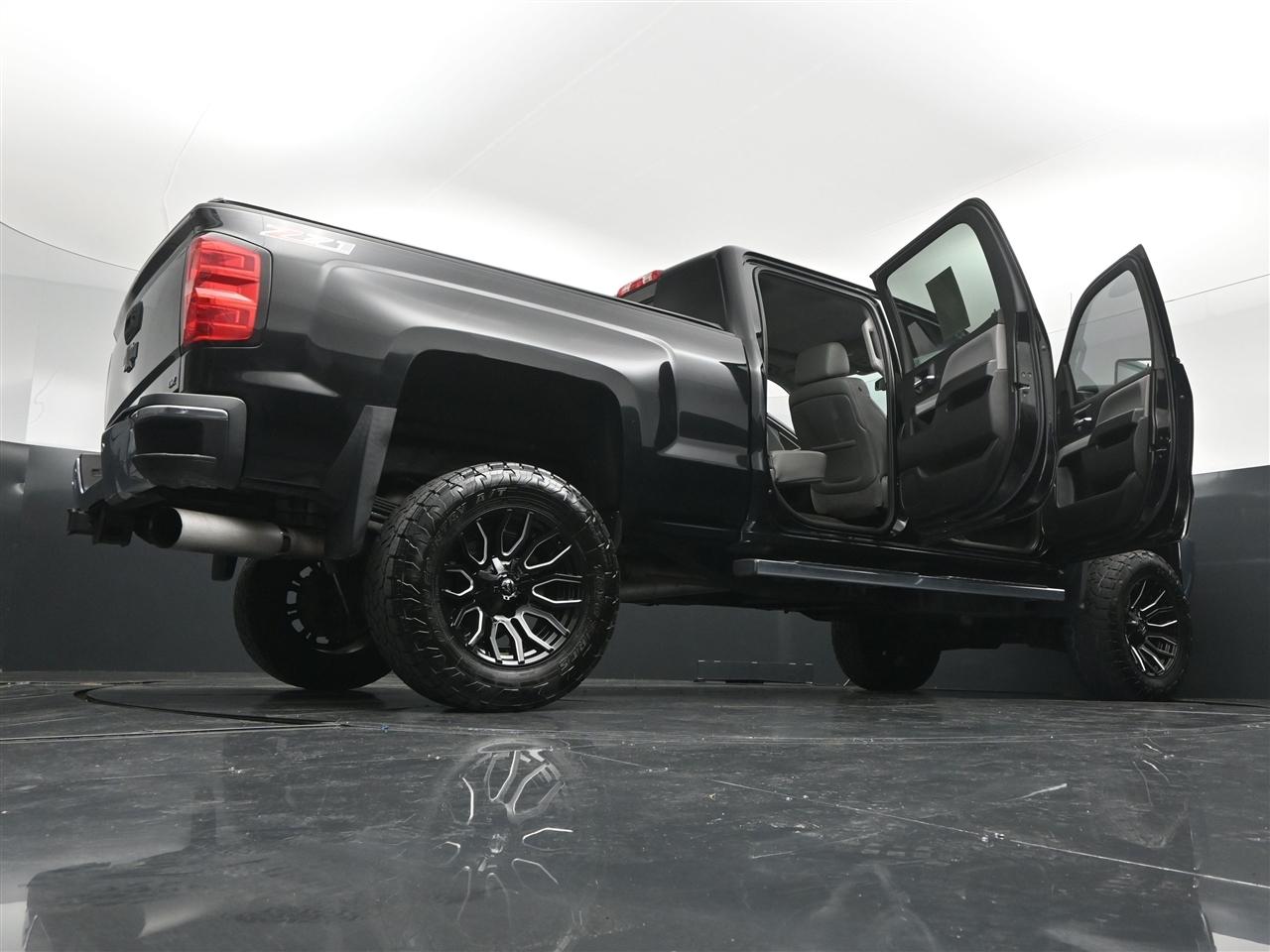 Chevrolet Silverado 2500HD LTZ Crew Cab 4WD 2015