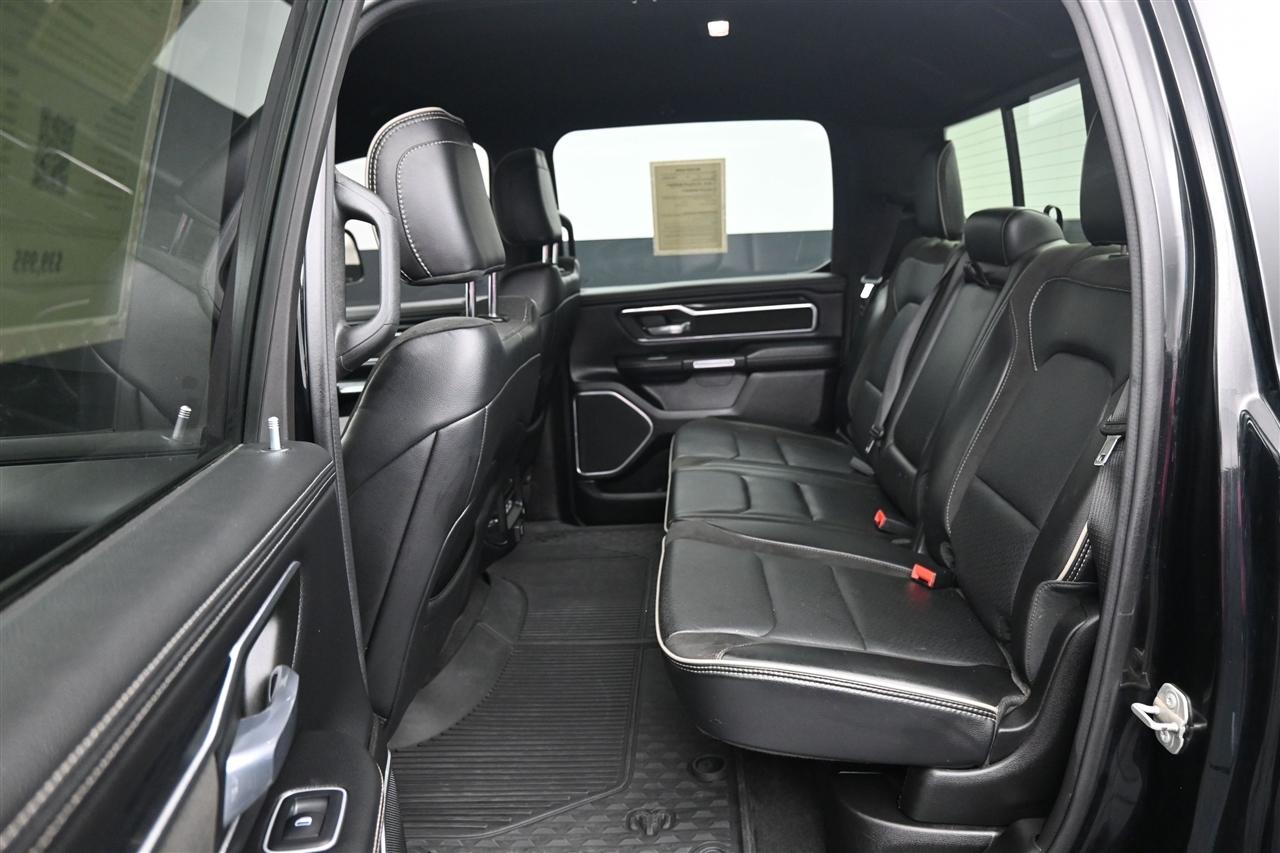 RAM 1500 Laramie Crew Cab SWB 4WD 2023