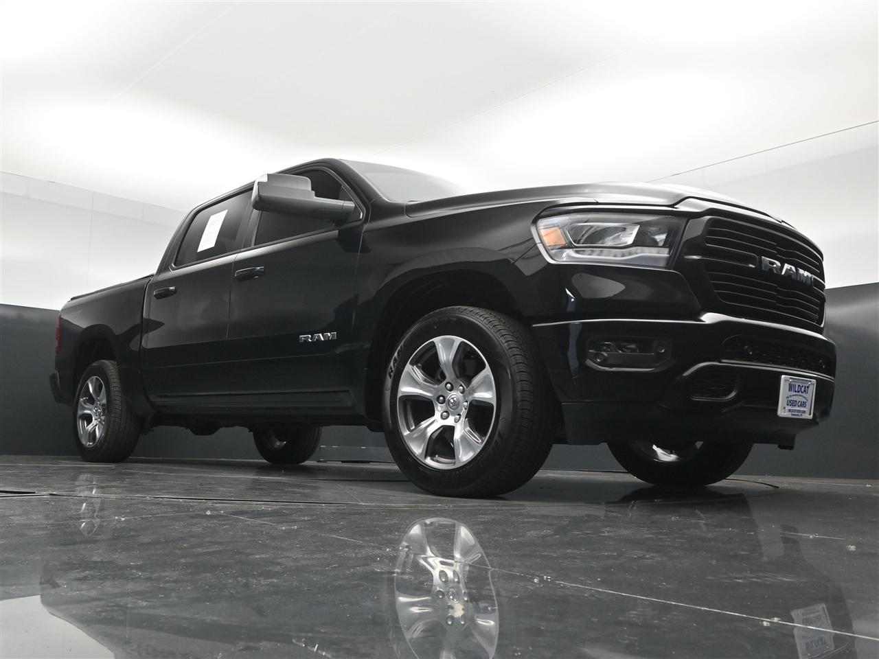 RAM 1500 Laramie Crew Cab SWB 4WD 2023