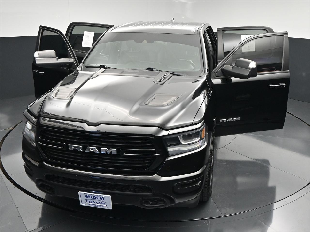RAM 1500 Laramie Crew Cab SWB 4WD 2023