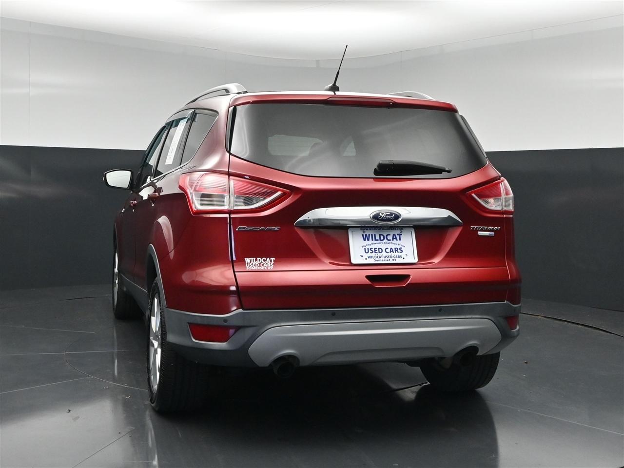 Ford Escape Titanium 4WD 2016