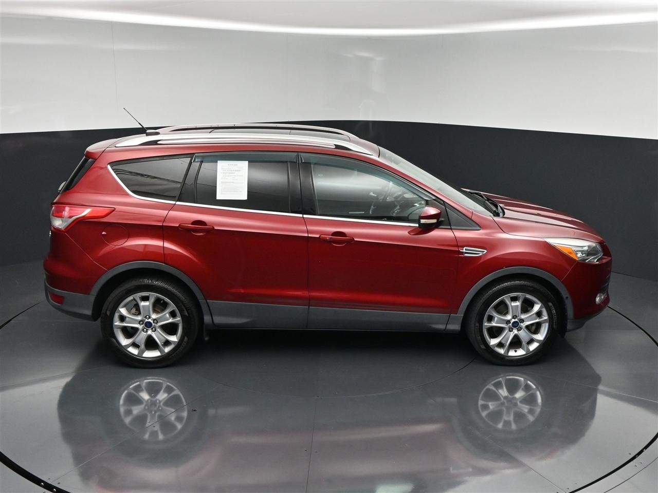 Ford Escape Titanium 4WD 2016