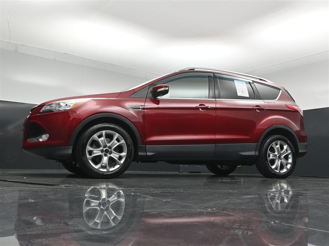 Ford Escape Titanium 4WD 2016
