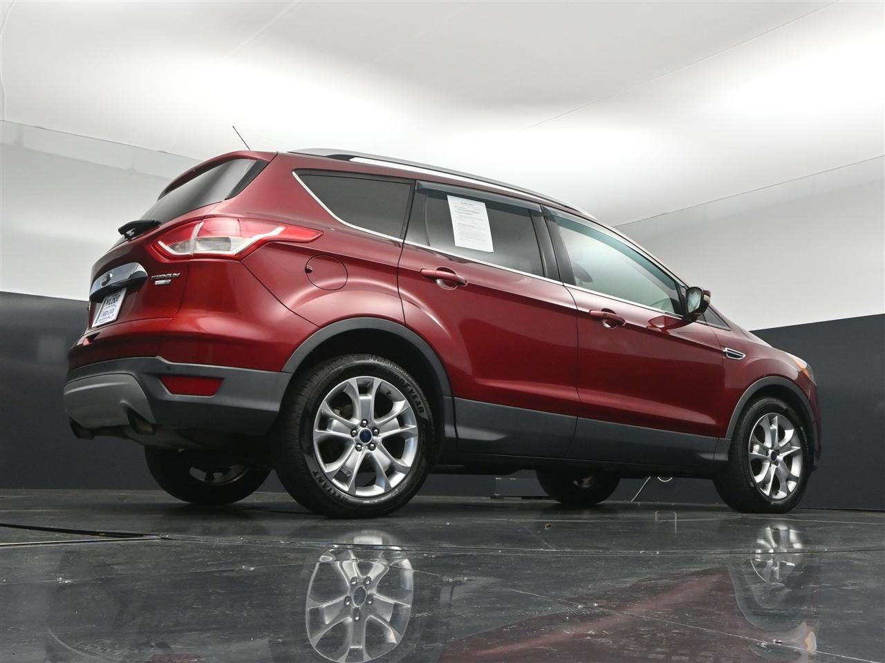 Ford Escape Titanium 4WD 2016
