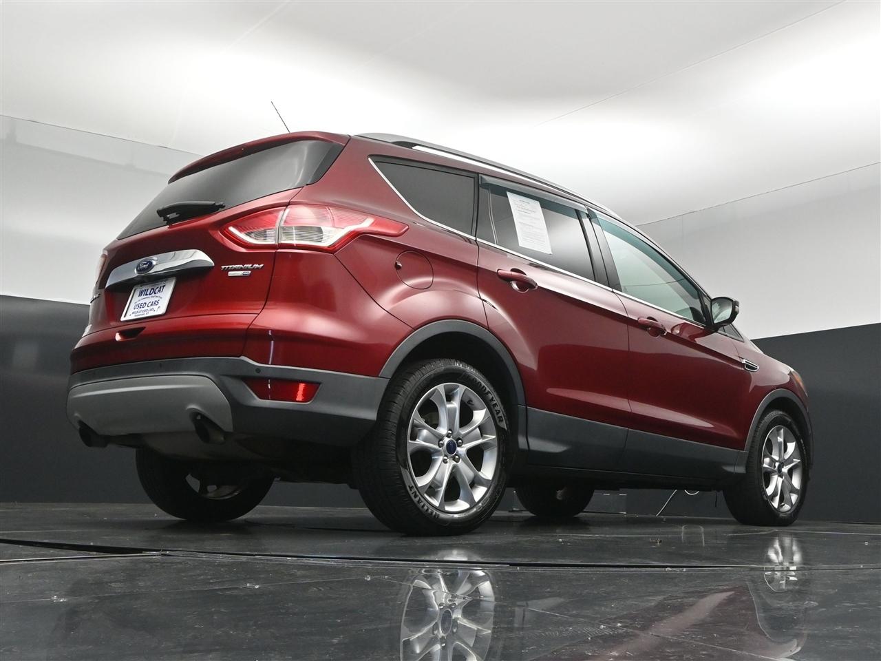 Ford Escape Titanium 4WD 2016