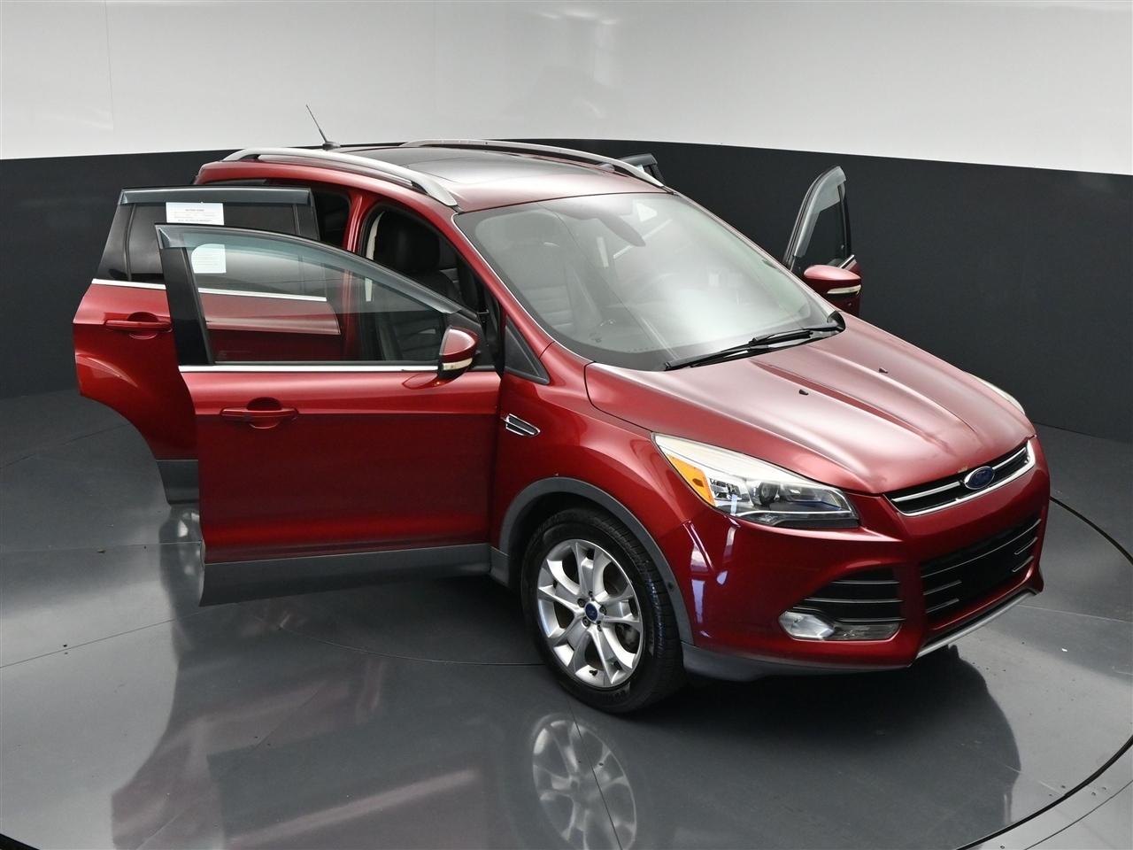 Ford Escape Titanium 4WD 2016