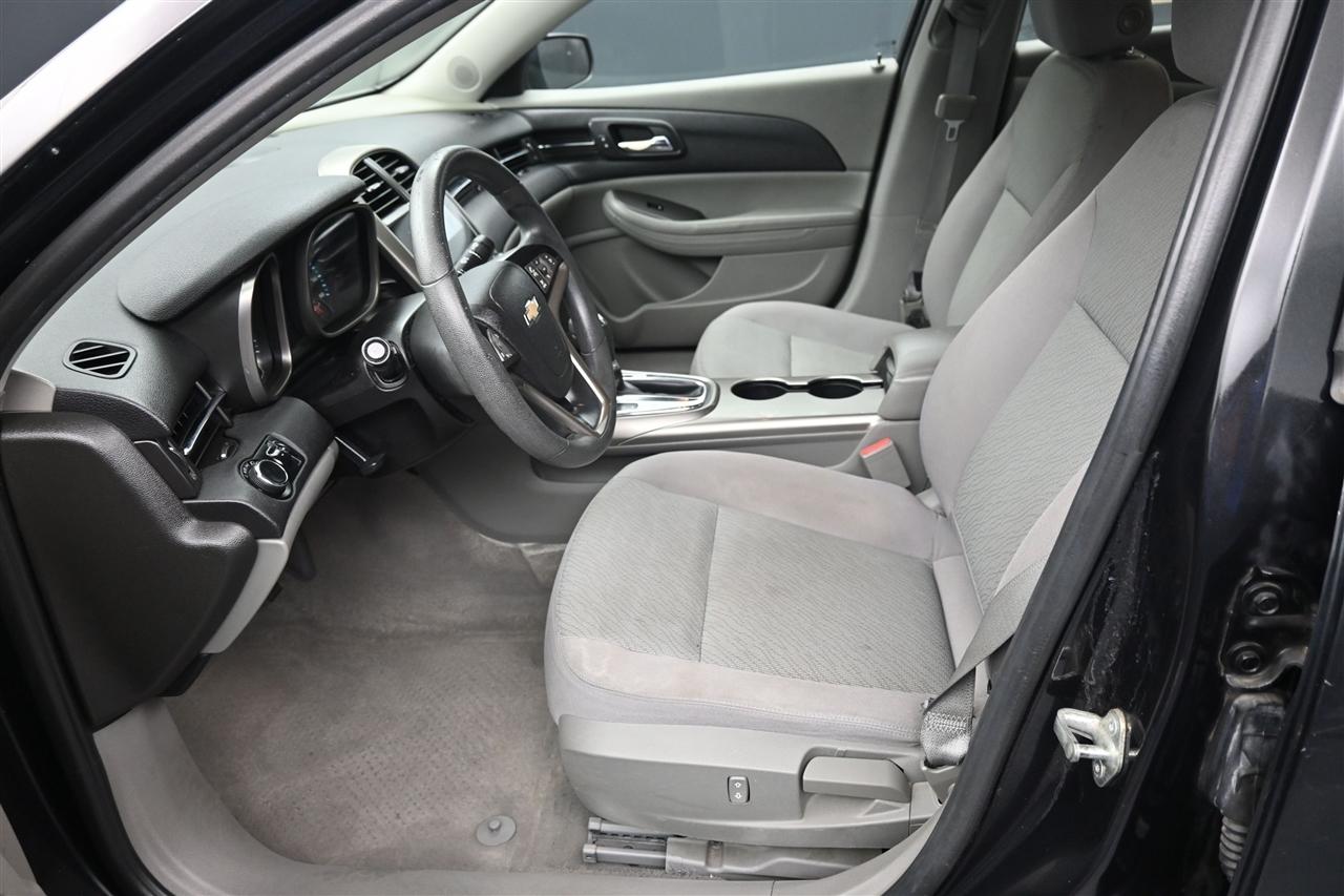 Chevrolet Malibu LS 2013