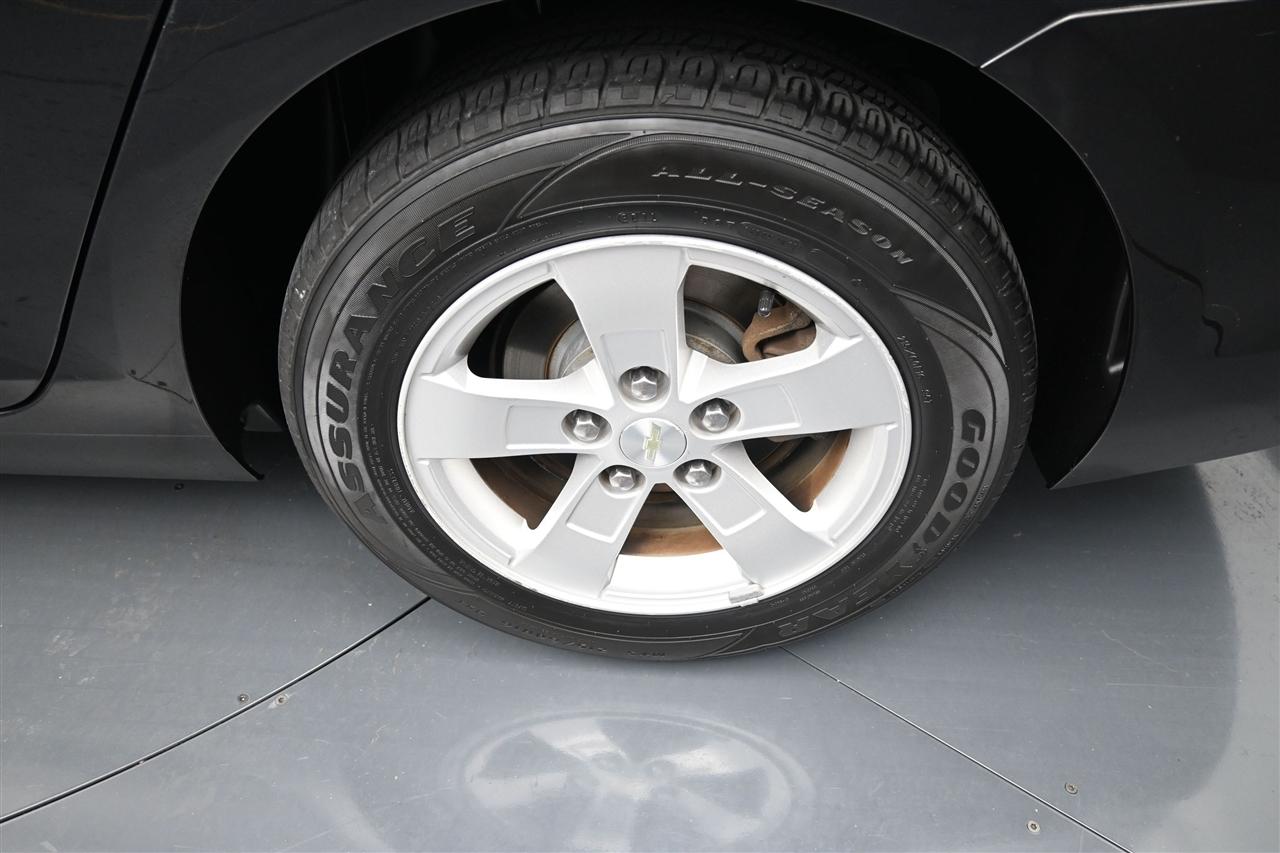 Chevrolet Malibu LS 2013