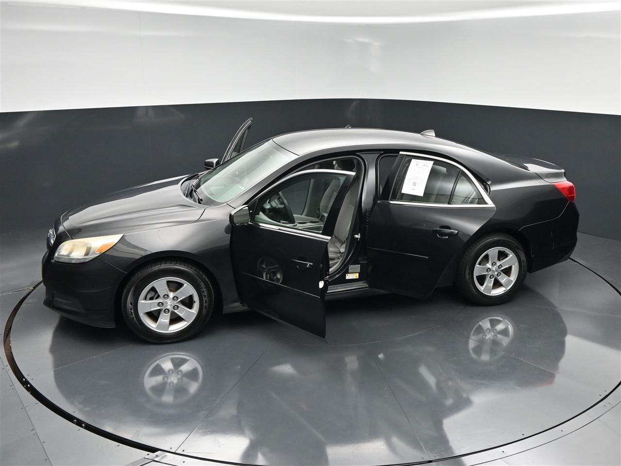 Chevrolet Malibu LS 2013