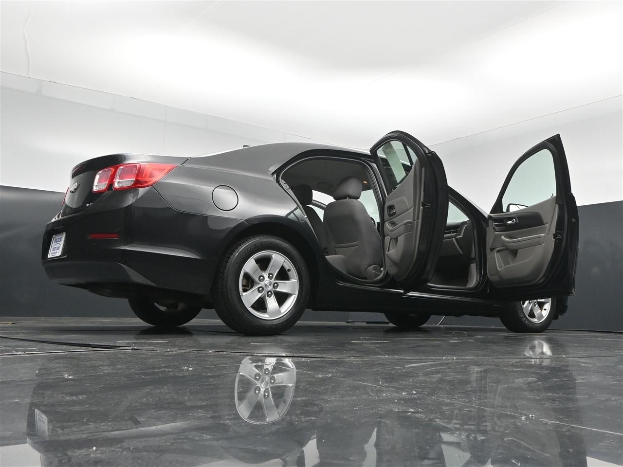 Chevrolet Malibu LS 2013