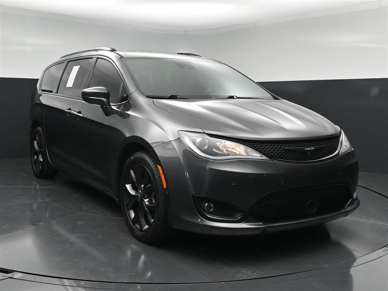 2019 Chrysler Pacifica Touring-L Plus