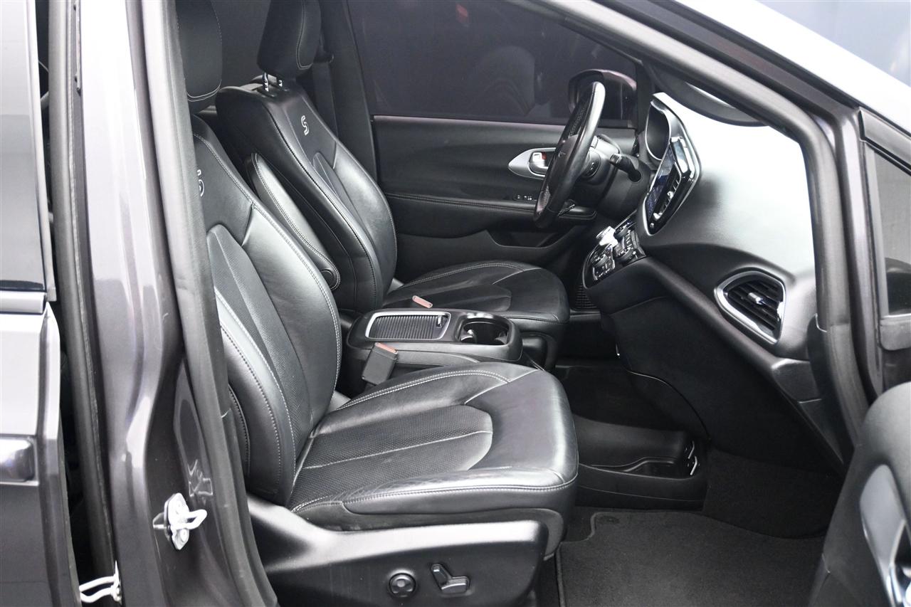 Chrysler Pacifica Touring-L Plus 2019