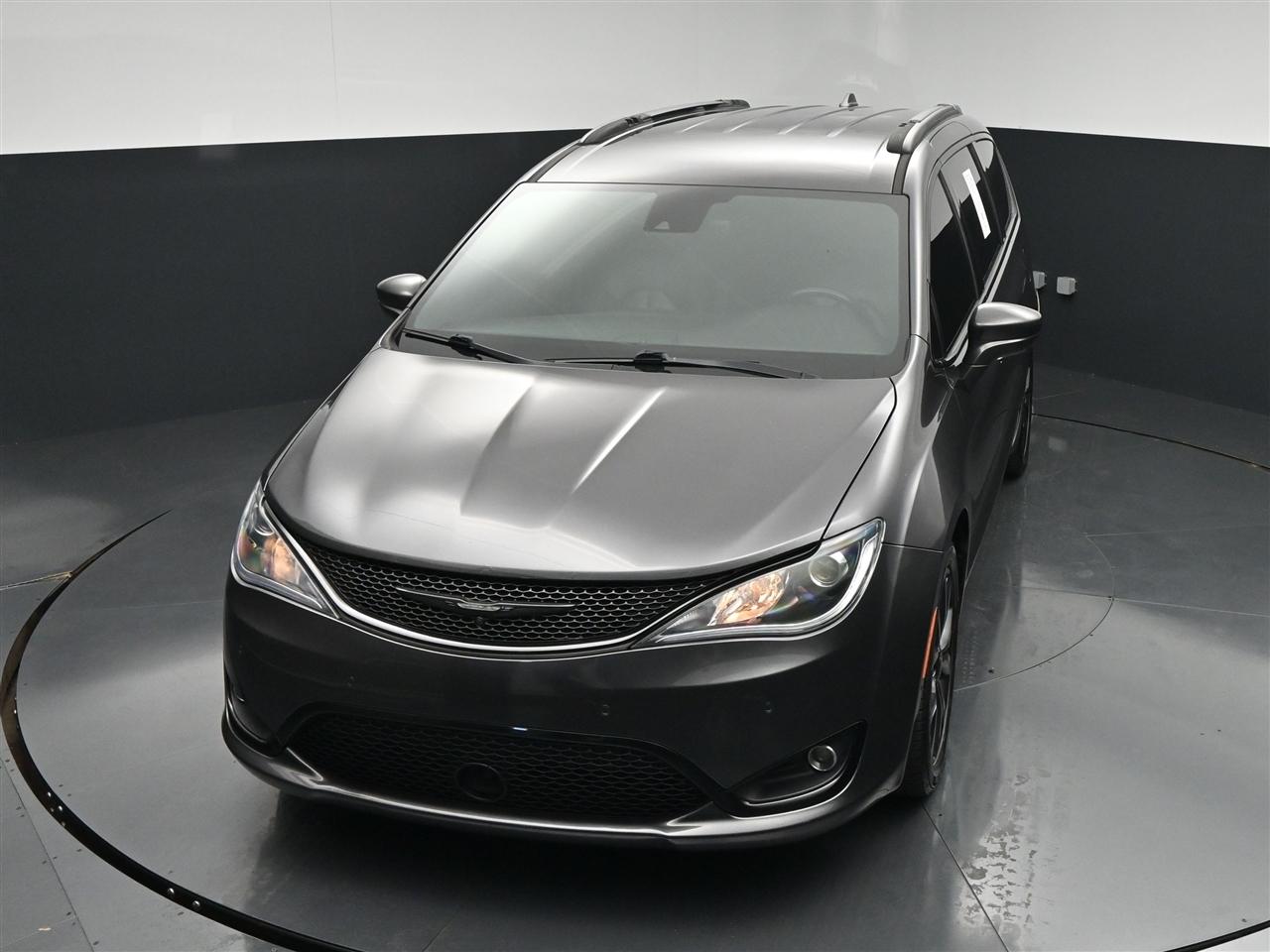 Chrysler Pacifica Touring-L Plus 2019