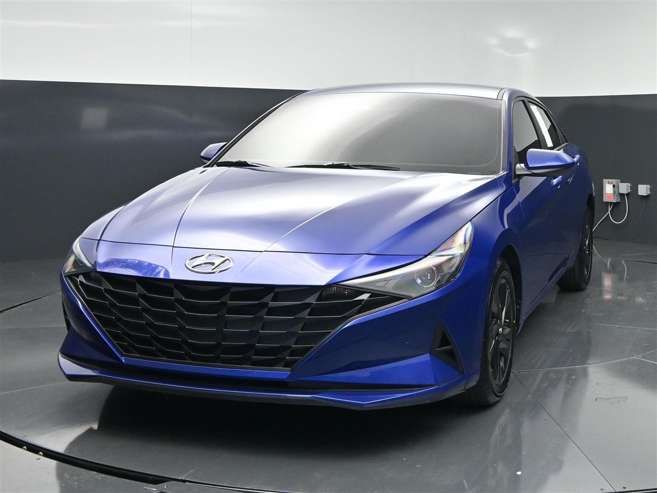 Hyundai Elantra SEL 2023