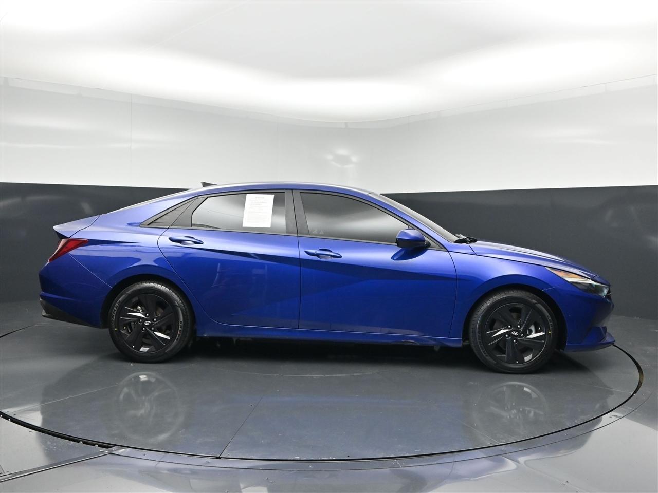 Hyundai Elantra SEL 2023