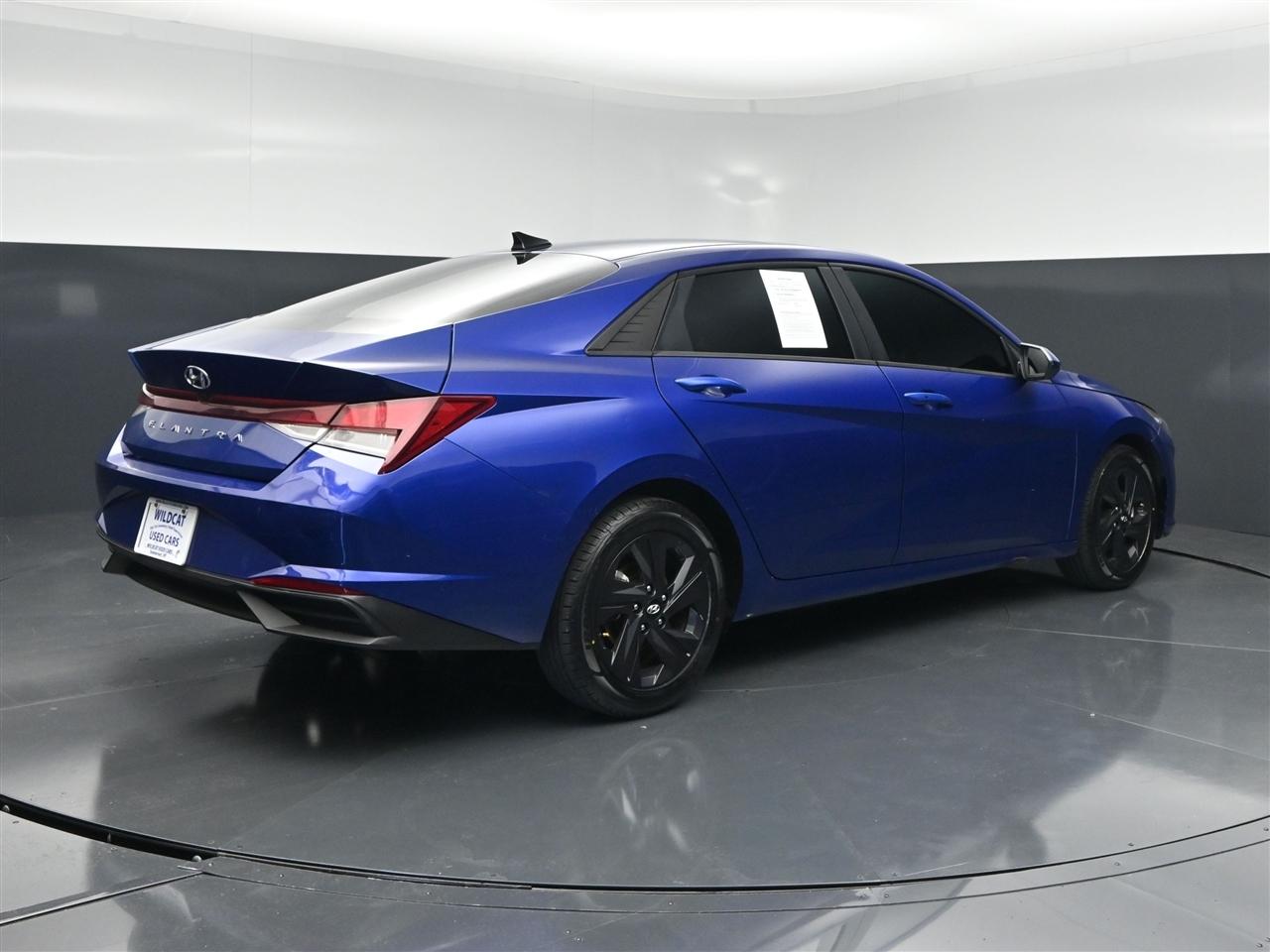 Hyundai Elantra SEL 2023