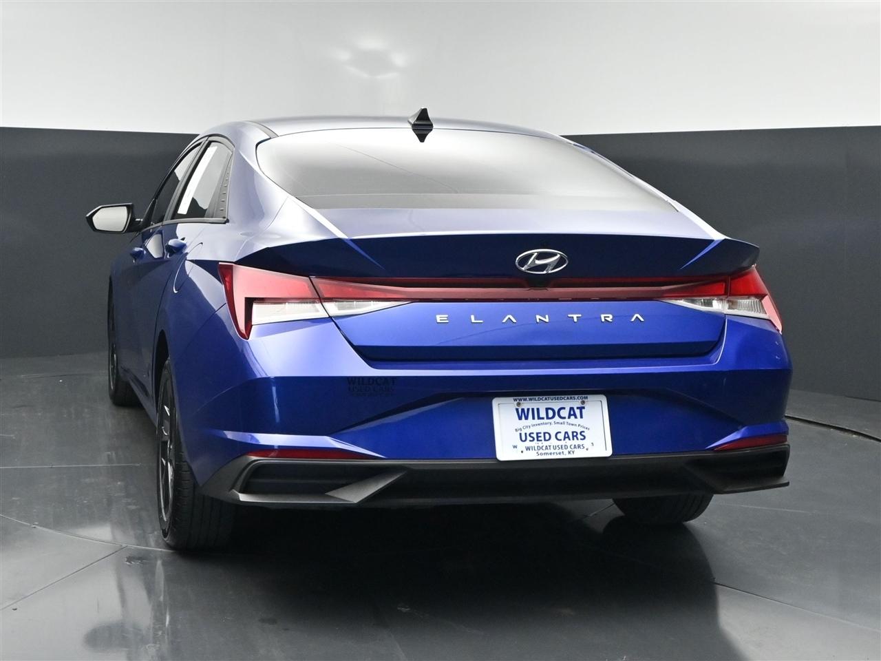 Hyundai Elantra SEL 2023