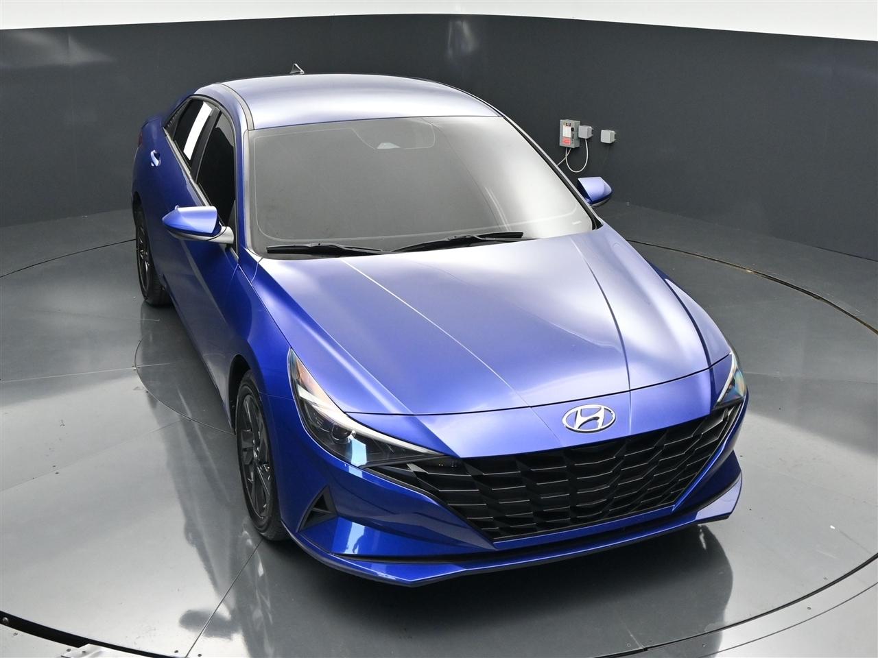 Hyundai Elantra SEL 2023