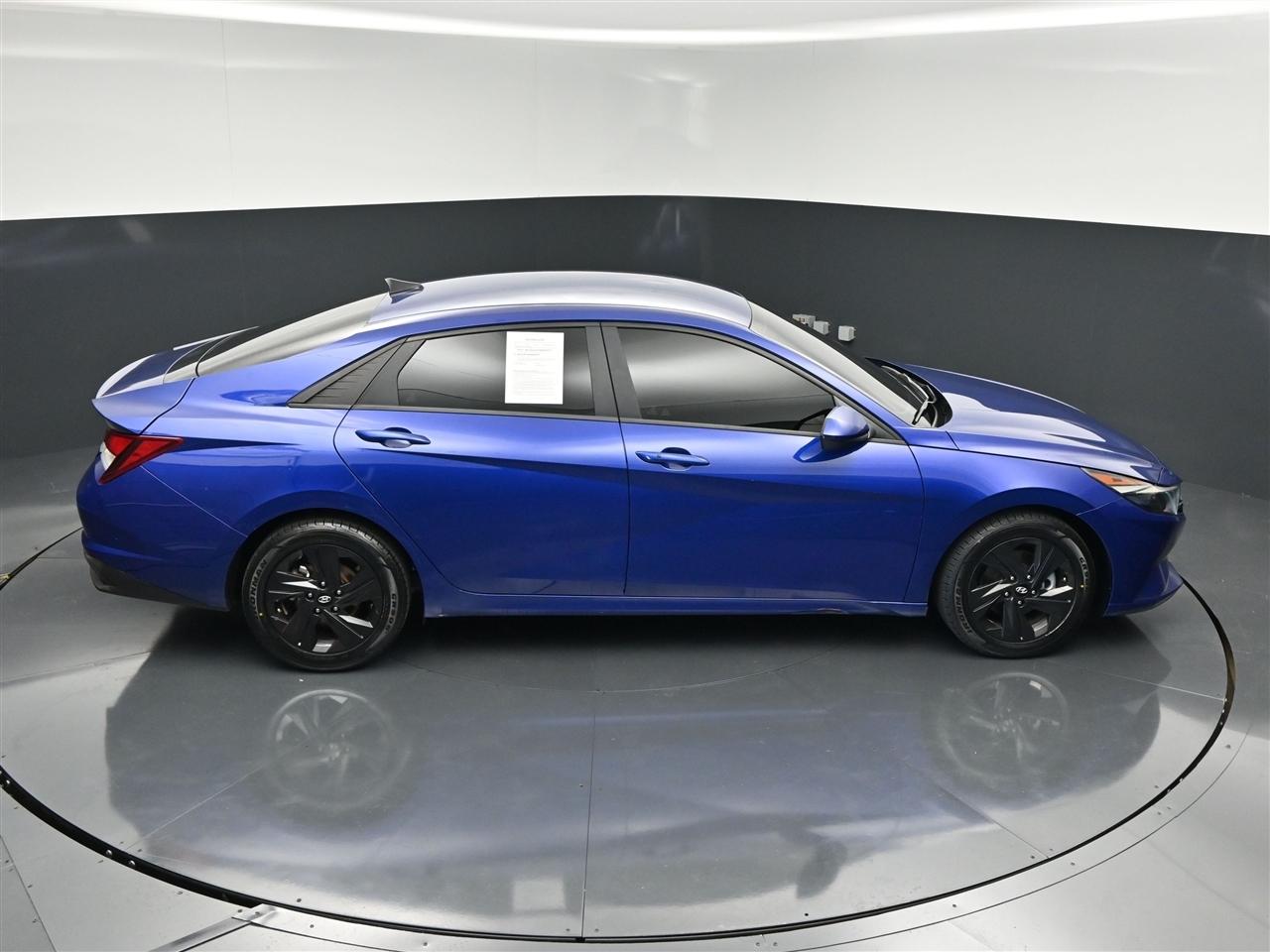 Hyundai Elantra SEL 2023