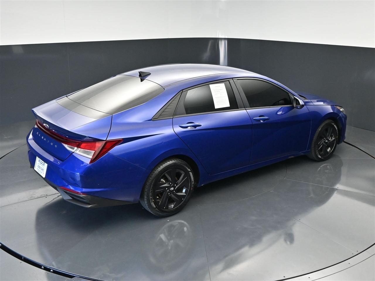 Hyundai Elantra SEL 2023