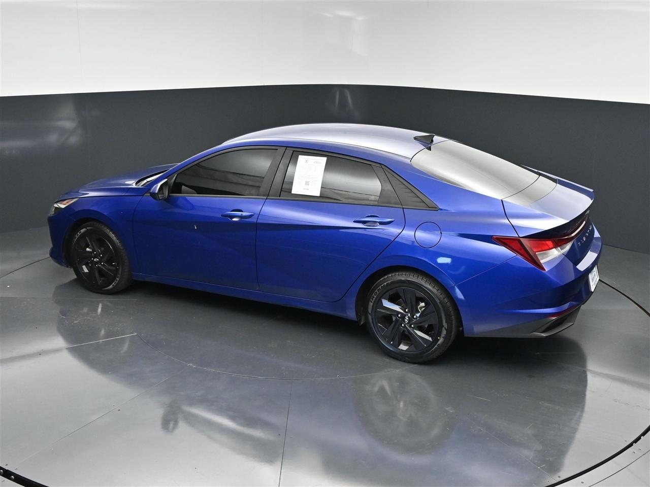 Hyundai Elantra SEL 2023