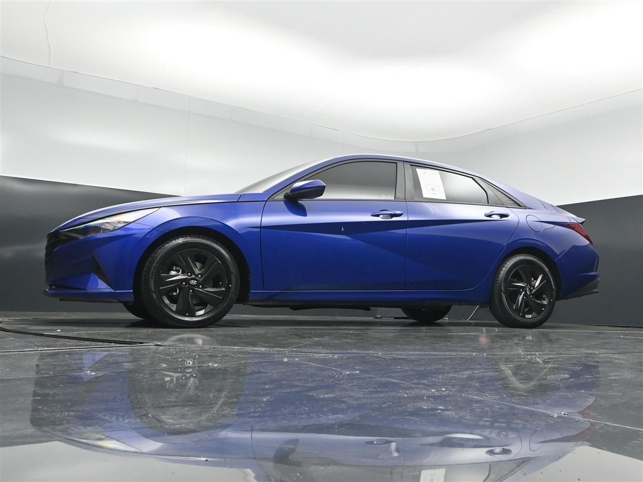 Hyundai Elantra SEL 2023