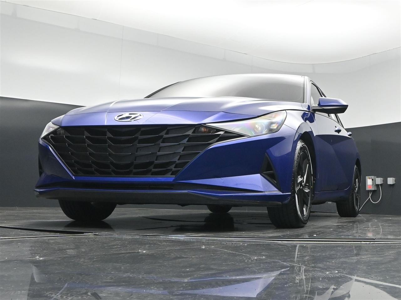 Hyundai Elantra SEL 2023