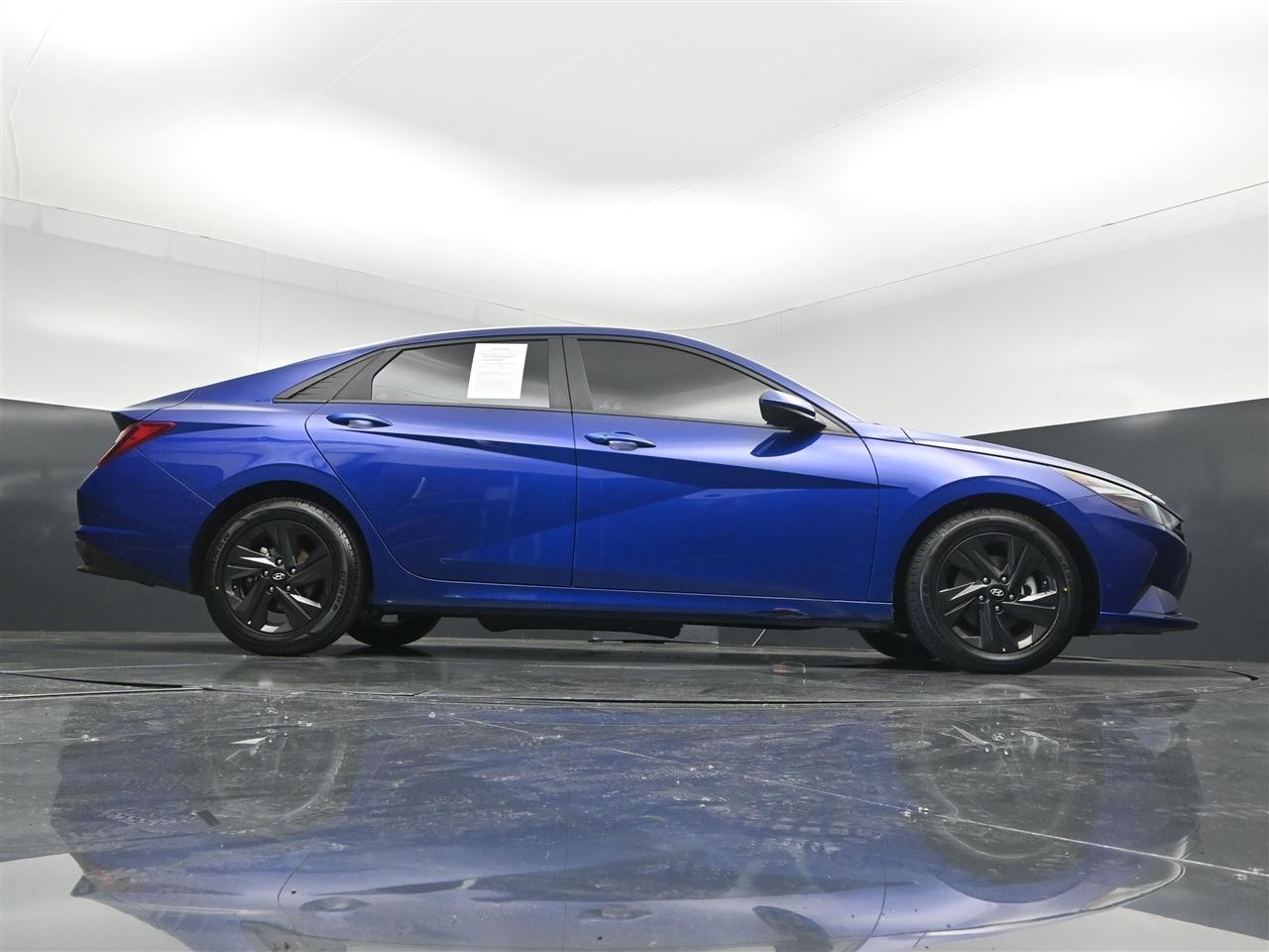 Hyundai Elantra SEL 2023