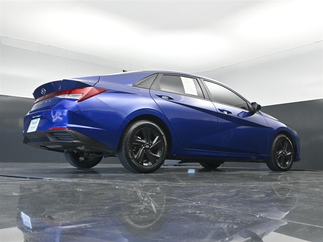 Hyundai Elantra SEL 2023