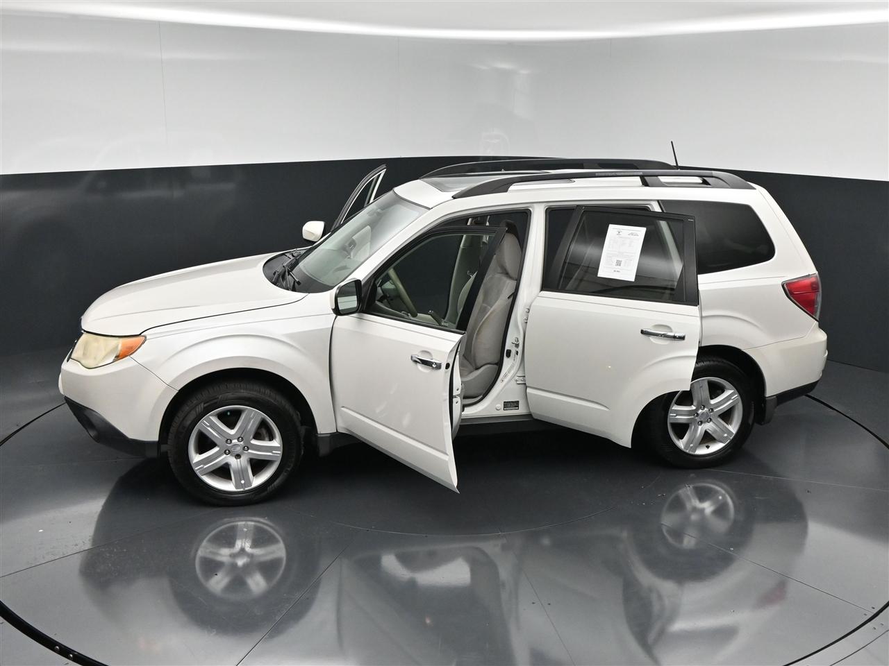 Subaru Forester 2.5X Premium 2010