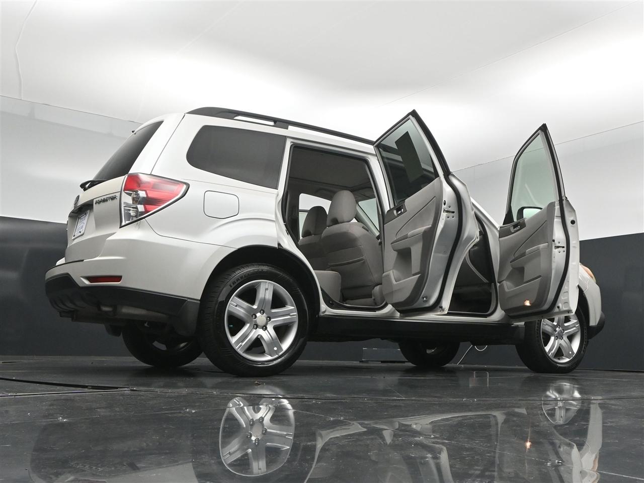 Subaru Forester 2.5X Premium 2010