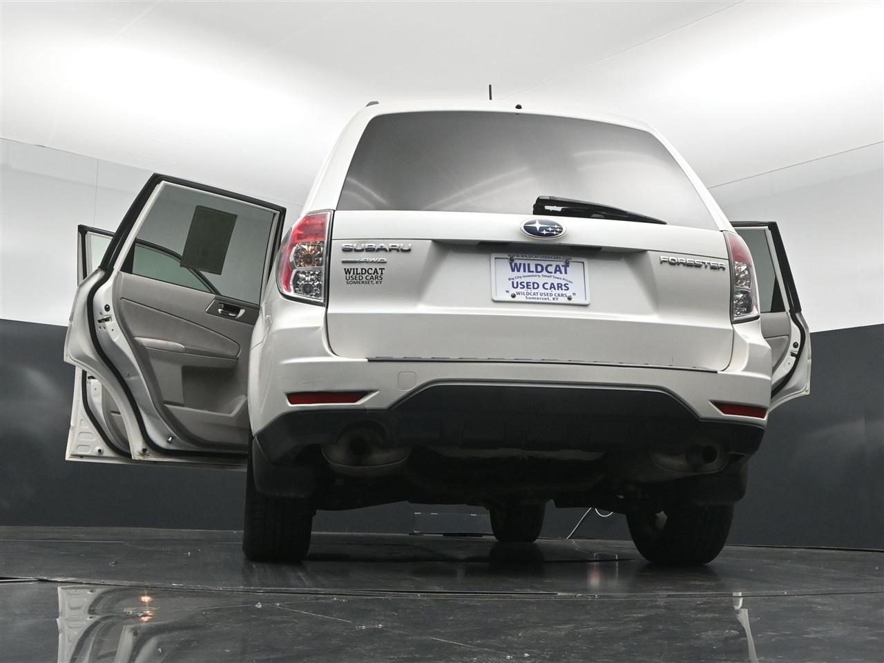 Subaru Forester 2.5X Premium 2010