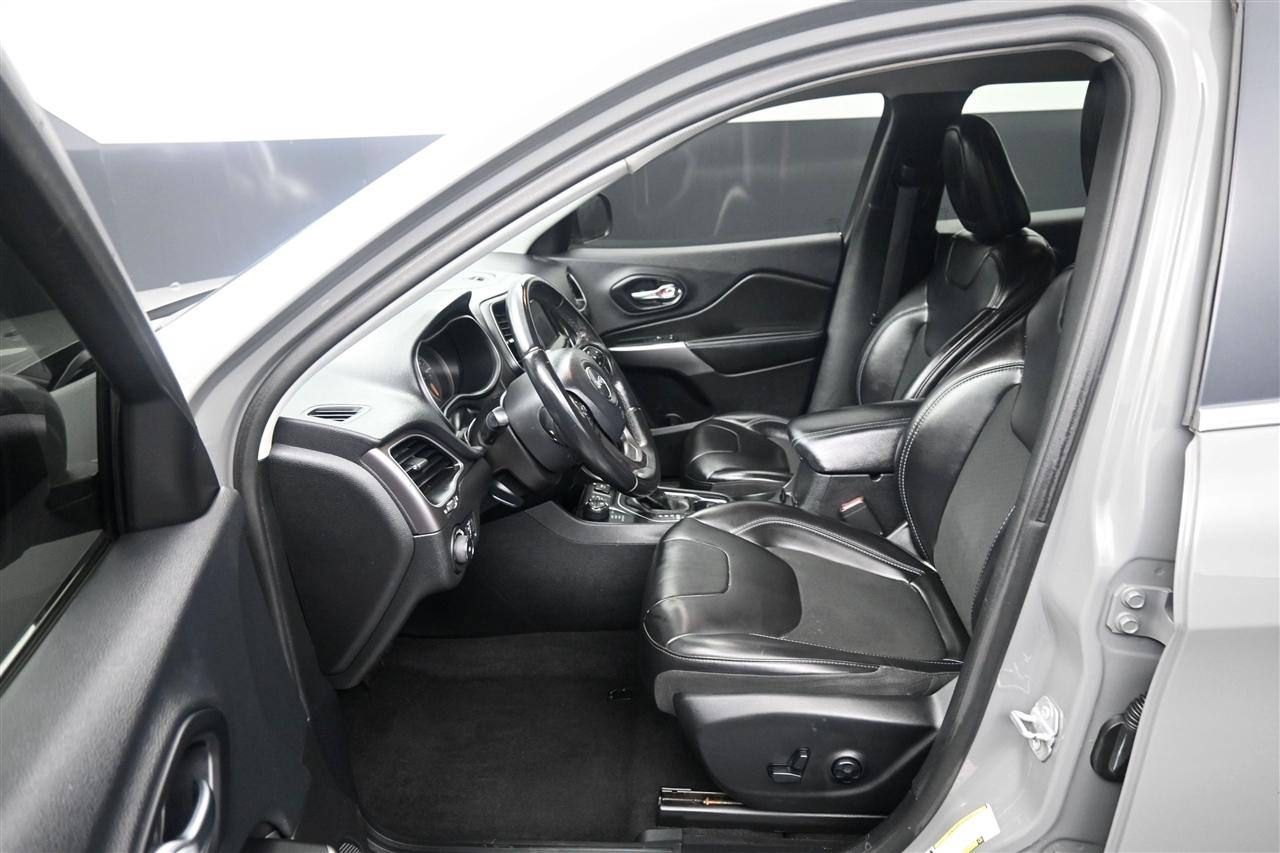 Jeep Cherokee Latitude Plus 4WD 2019