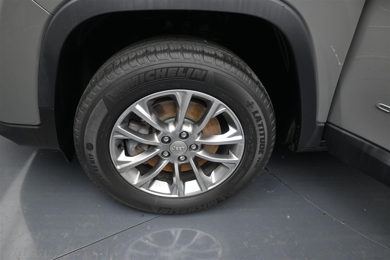 Jeep Cherokee Latitude Plus 4WD 2019