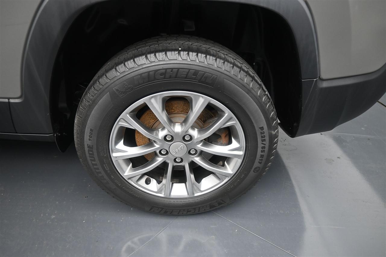 Jeep Cherokee Latitude Plus 4WD 2019