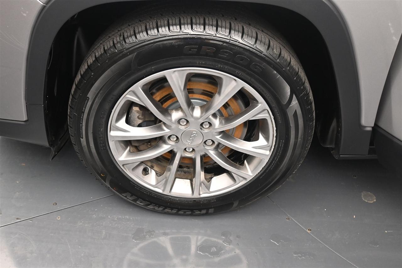 Jeep Cherokee Latitude Plus FWD 2019