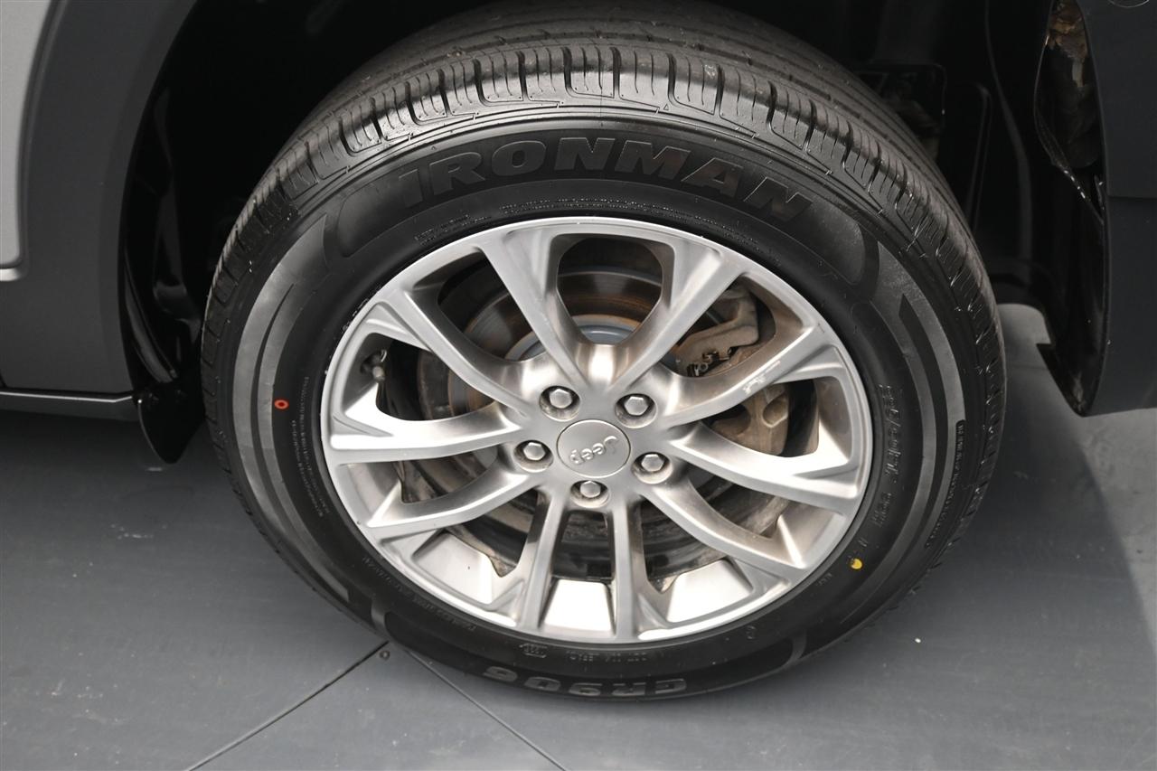 Jeep Cherokee Latitude Plus FWD 2019